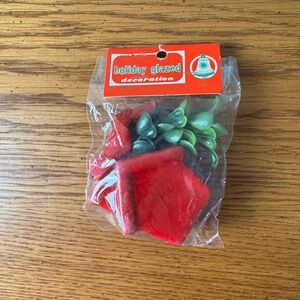 Commodore Holiday Glazed Red Bell Decoration Vintage Christmas‎ Ornament